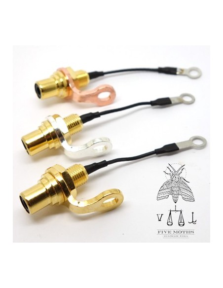 Conector RCA de FIVE MOTHS 1 Conector RCA de FIVE MOTHS 1