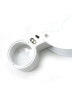 Lupa plegable con luz 2