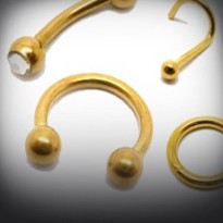 Titanio Oro